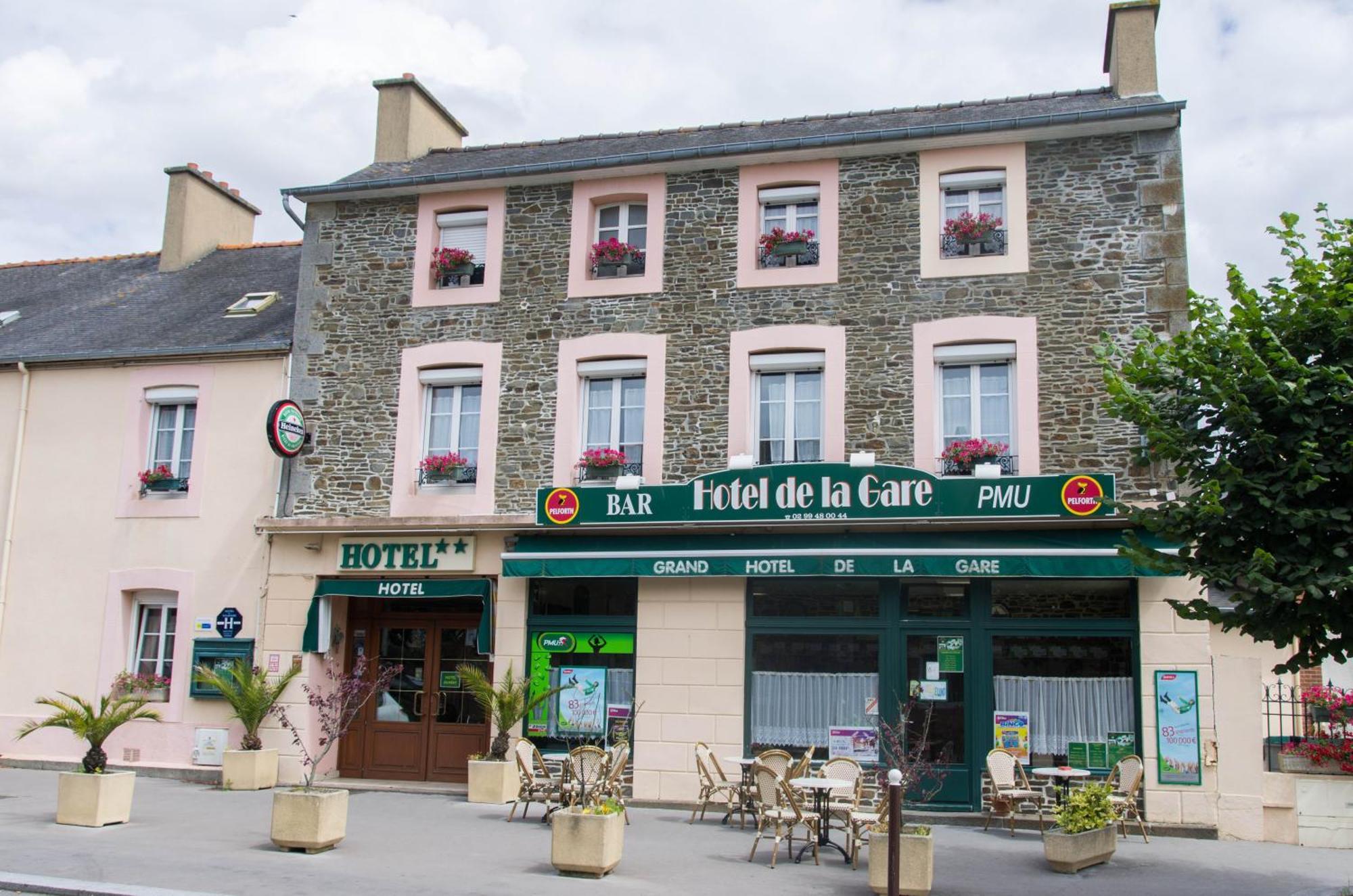Hotel De La Gare Dol-de-Bretagne Dış mekan fotoğraf