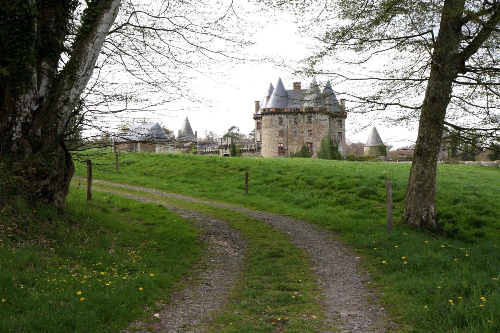 Hotel De La Gare Dol-de-Bretagne Dış mekan fotoğraf